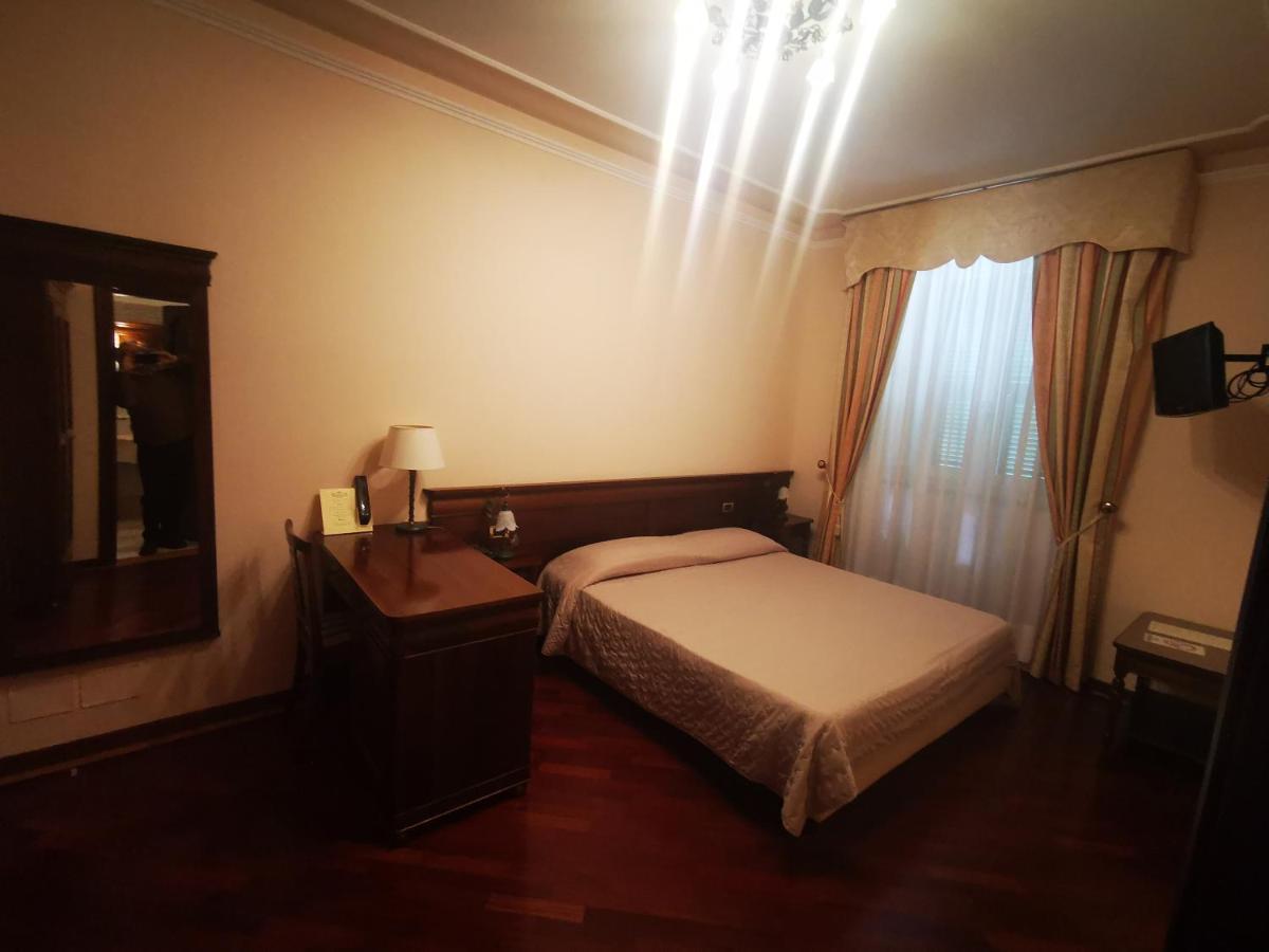 Hotel Villa Verdefiore Appignano  エクステリア 写真