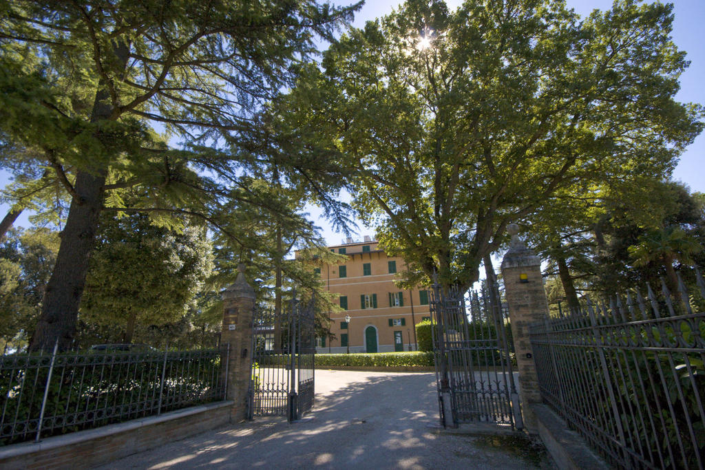 Hotel Villa Verdefiore Appignano  エクステリア 写真