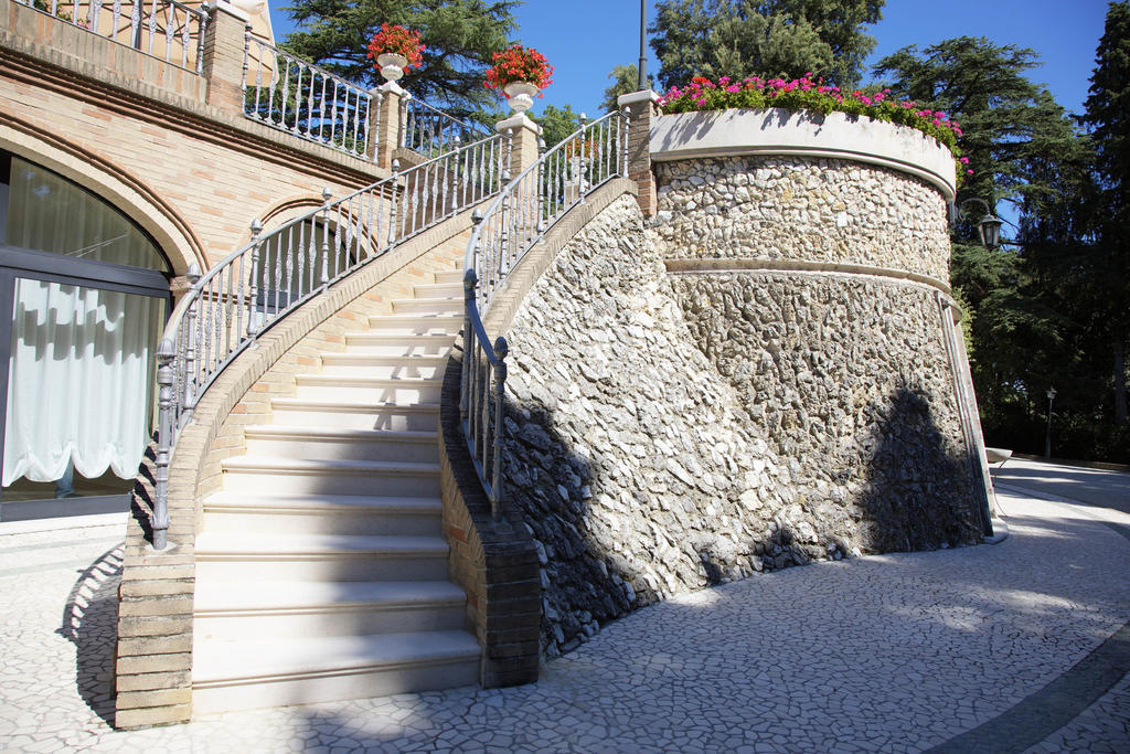 Hotel Villa Verdefiore Appignano  エクステリア 写真